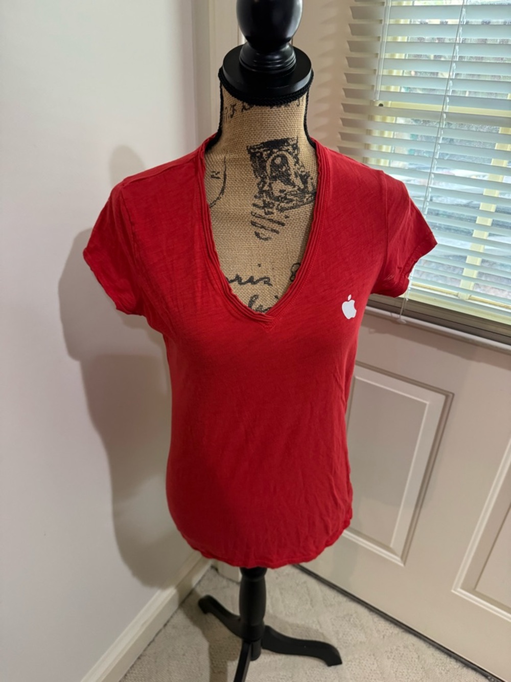 District Threads Women's Red V-Neck cotton Tee with Apple  Logo size M